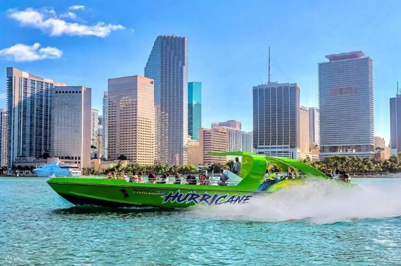Thriller Miami Speedboat Adventures – Sightseeing Hurricane Speedboat Tour of Miami