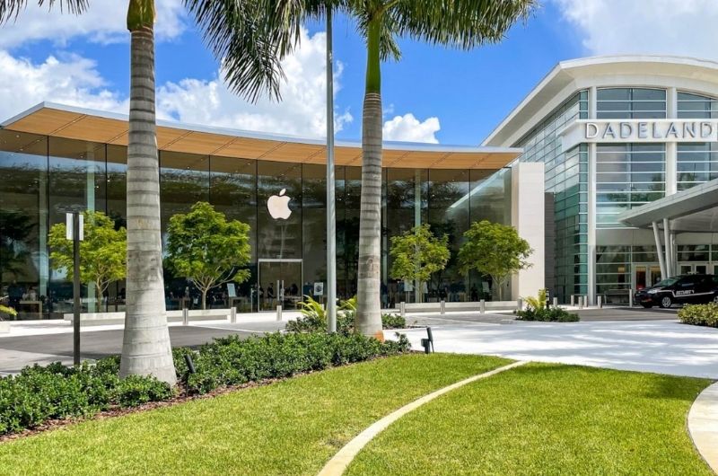 16 Best Shopping Spots in Miami: Malls, Luxury Spots, and More