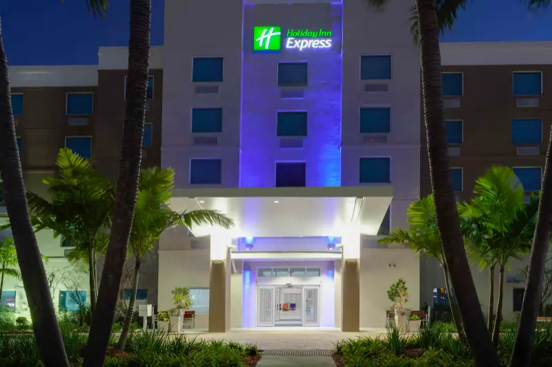 The Holiday Inn Express Fort Lauderdale Airport